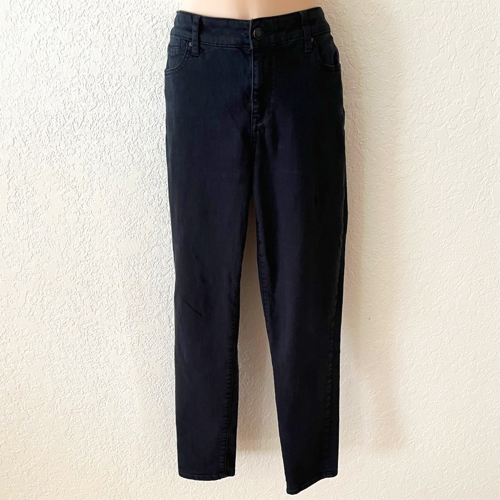 The Platinum Jeggings by Chico’s Black Slim Leg Classic Fit Size 0.5 Inseam 29.5